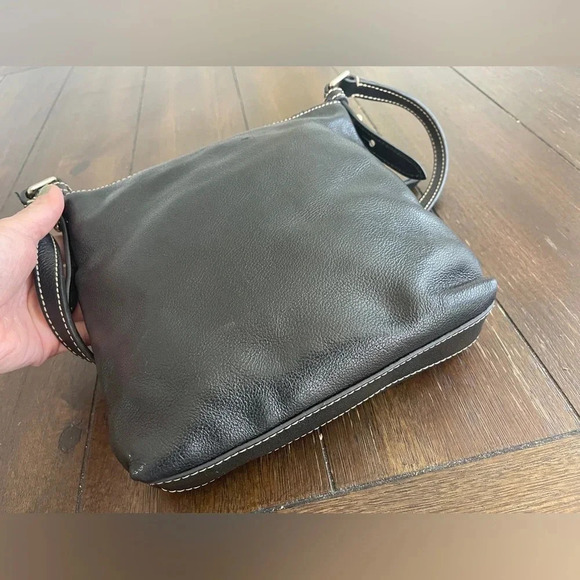 Dooney & Bourke pebbled leather bag - Picture 10 of 15